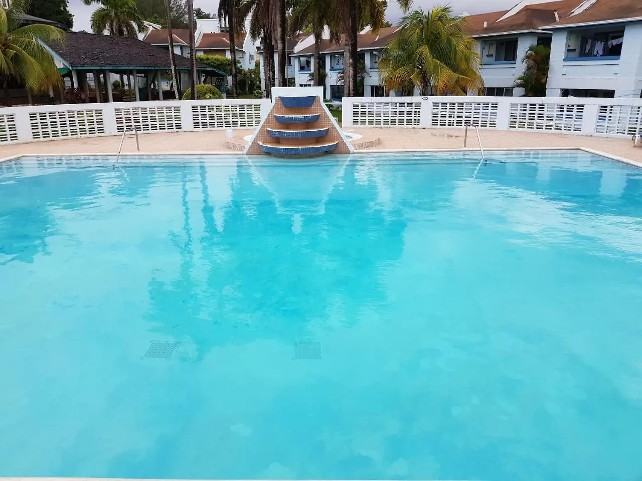 Negril Ocean View Apartment